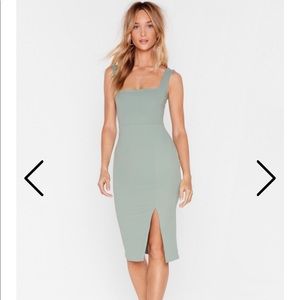 NWT - NASTY GAL Dress never worn. Midi dress.